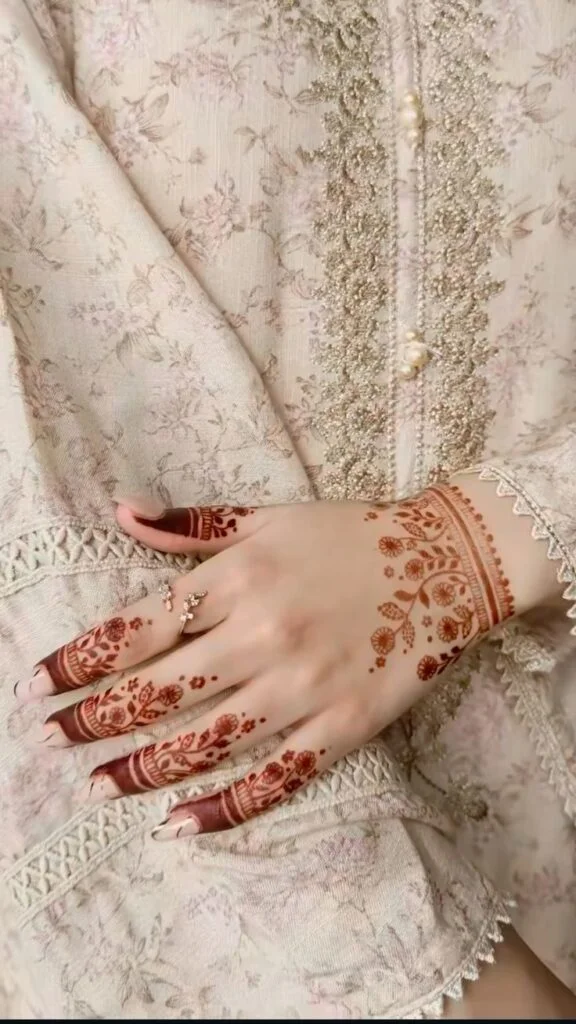 pakistani mehndi designs back hand 576x1024 feed back